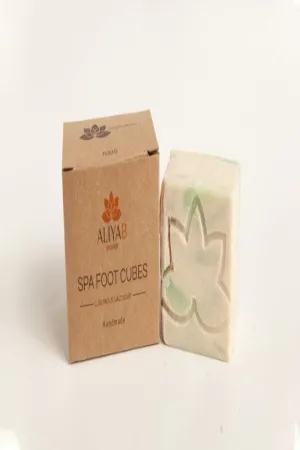 Aliya B - Spa Foot cubes