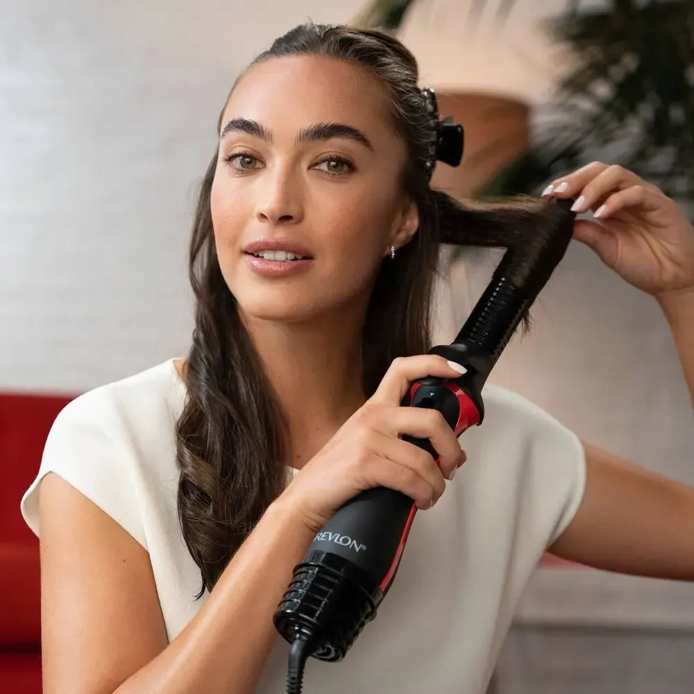 New - Revlon One-Step Blowout Curls